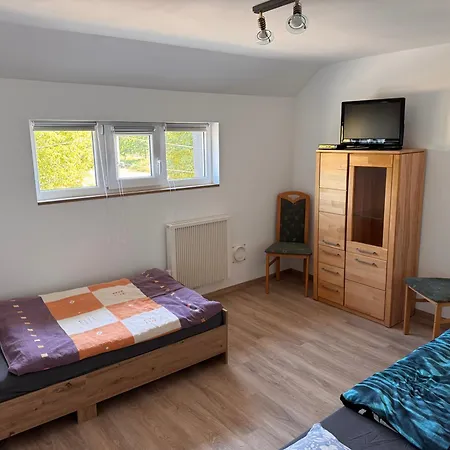 Meuselwitzer Strasse 7 Lägenhet